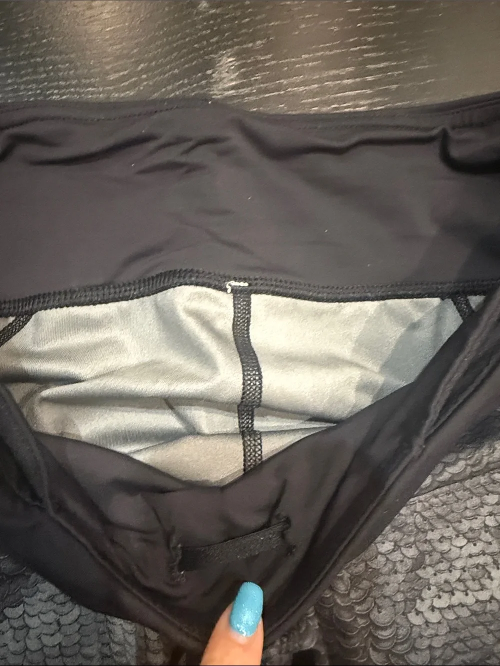 Lululemon Snakeskin print Active Leggings - RARE